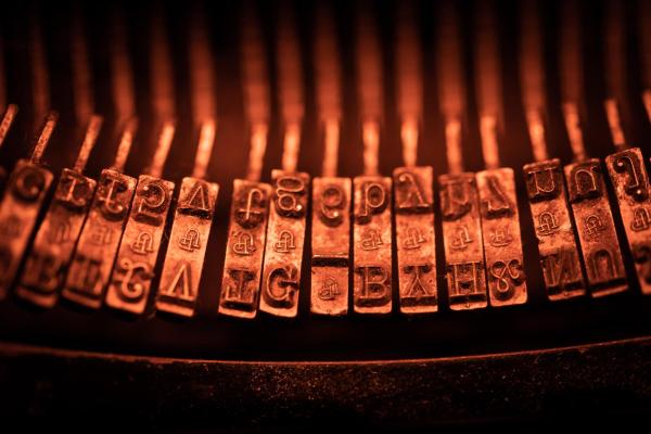 inside keys of typewriter
