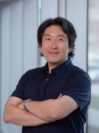 Woonghee Lee