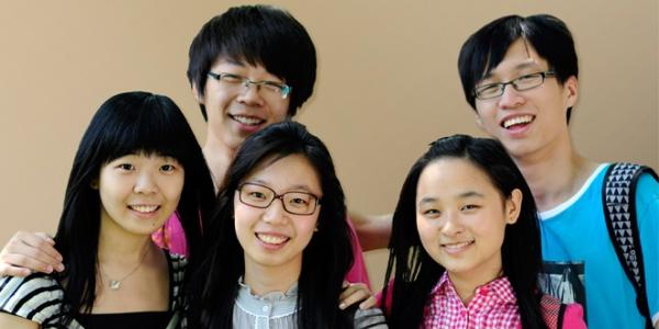 photo of Chinese students