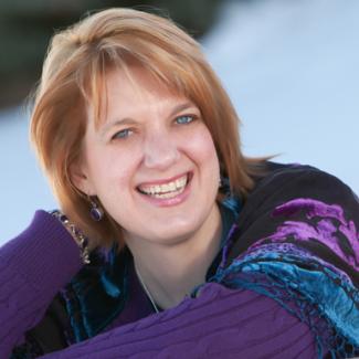 JoyBell Phelan headshot
