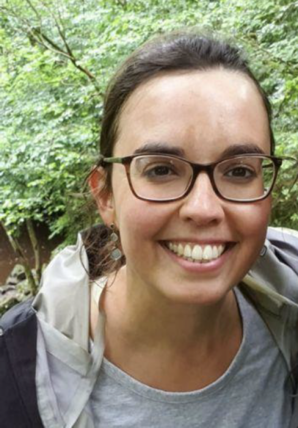 headshot of Dr. Laura Sochas