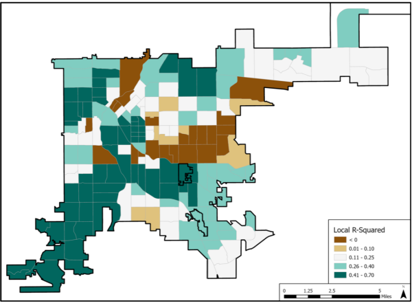 A choropleth map showing local R2 values produced from the GWR model of infrastructure density and crash rate