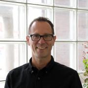 Dr. Gregory Simon