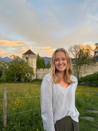 Anna Lindstrom's Headshot