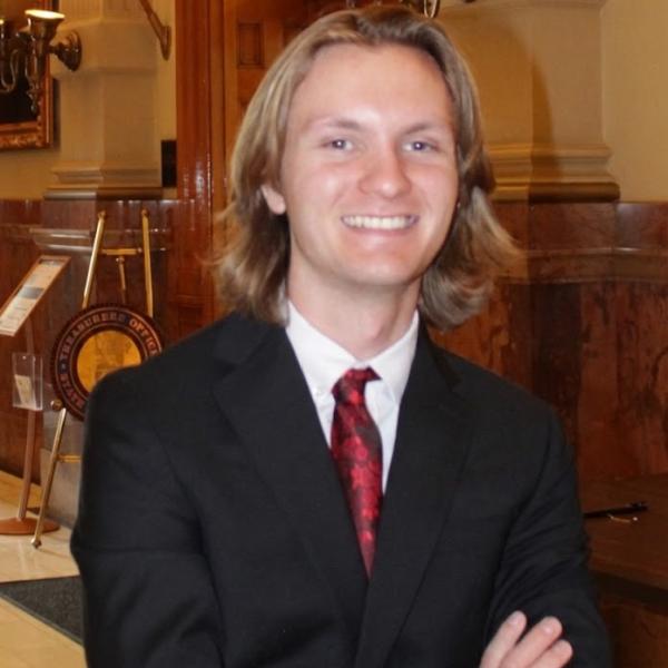 Headshot of Joey Steinmeyer