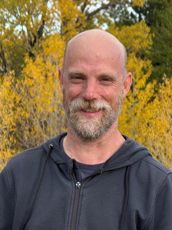 Portrait Photo of Jeremy Siemers