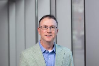 Portrait Photo of Dr. Christopher Phiel