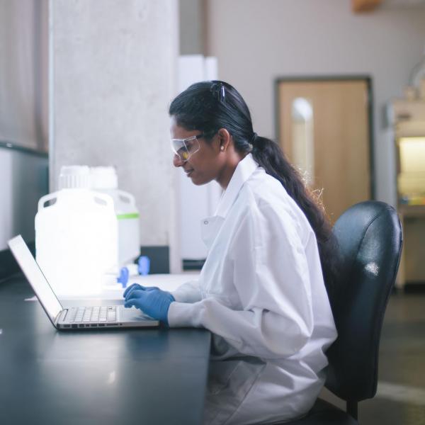 Student using a computer in the lab