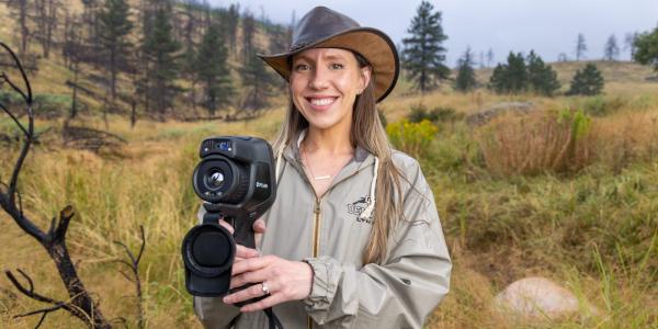 Sarah Nalley, a PhD student in CU Denver’s Integrative Biology program, studies how wildfires impact dragonflies.