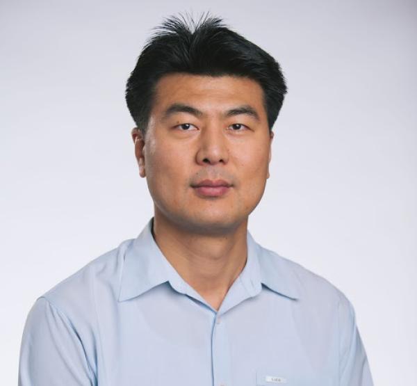 Headshot of CU Denver Chemistry Professor, Jung-Jae Lee