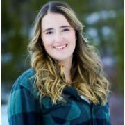 Headshot picture of Kayla Spencer