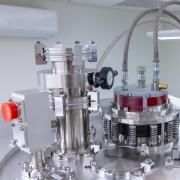 Cryostat mechanical element