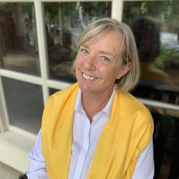 Kari Alexander photo